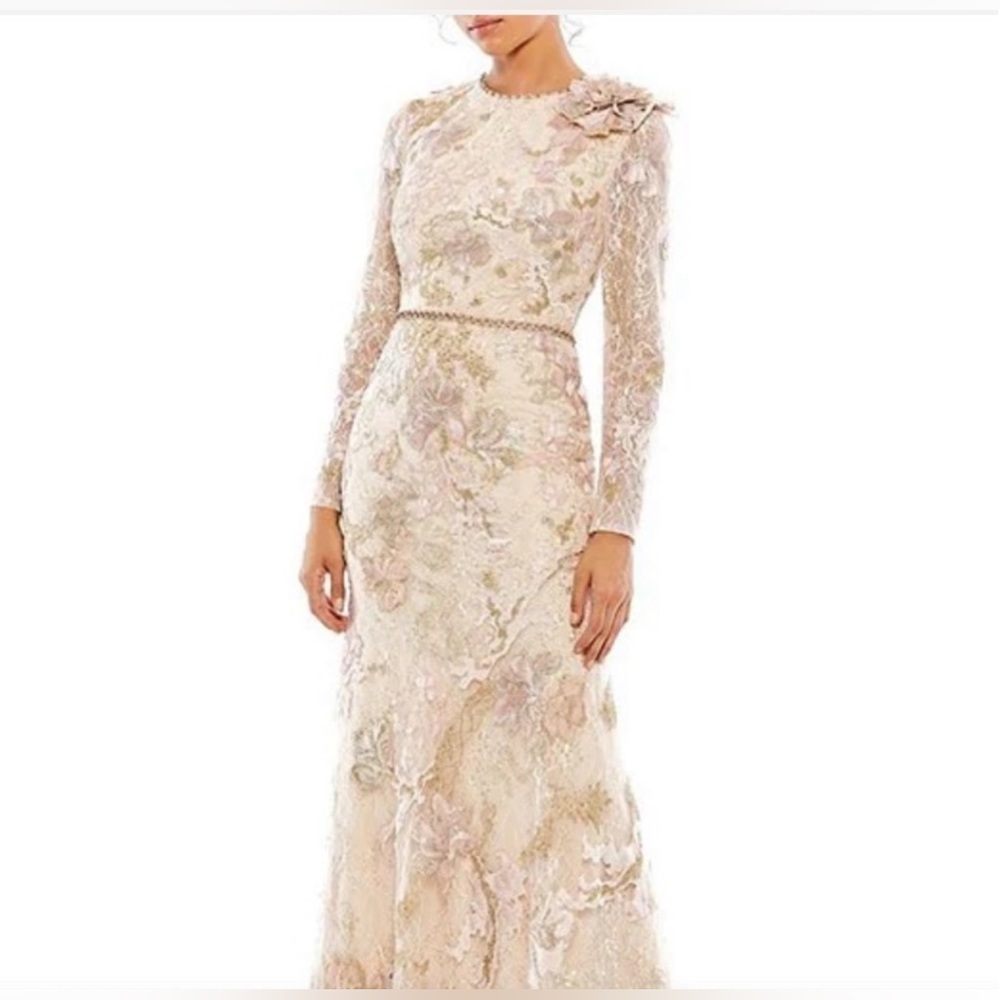 Mac Duggal Lace Embroidered Maxi Gown in Blush and Gold.  Mother of the Bride - Picture 4 of 13